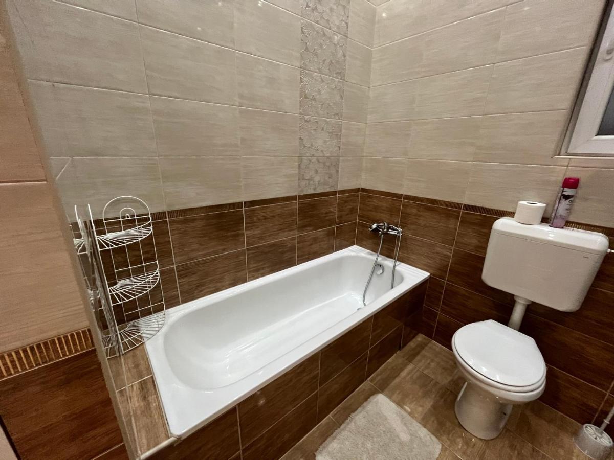 Szechenyi Aparman Apartment Miskolc Ngoại thất bức ảnh
